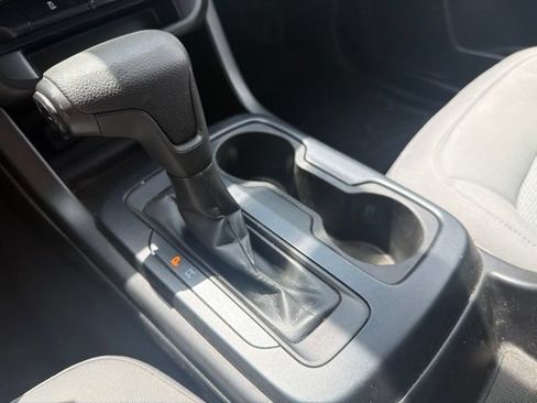 Used 2019 Chevrolet Colorado W/T w/ WT Convenience Package RWD image 34