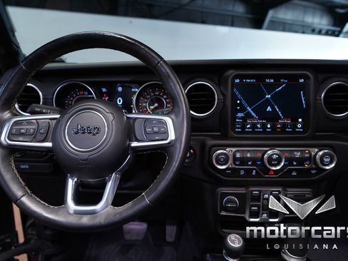 Used 2020 Jeep Gladiator Overland image 34