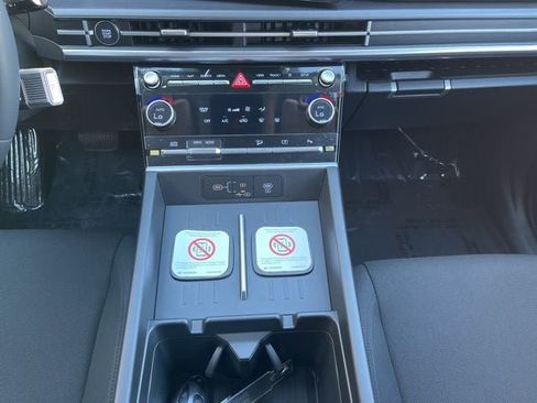 New 2026 Hyundai Santa Fe SE image 22