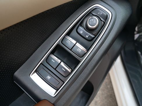 Used 2022 Subaru Ascent Touring AWD/4WD image 19