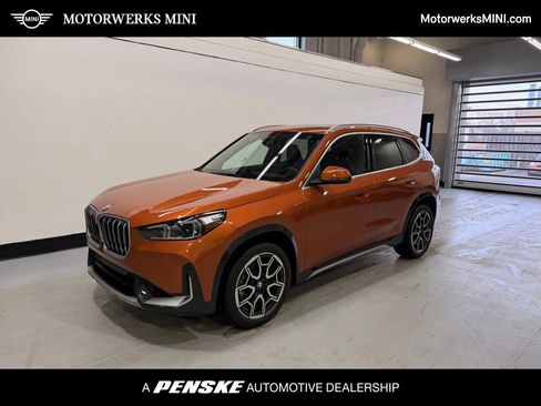 Used 2025 BMW X1 xDrive28i image 1