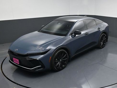 Used 2025 Toyota Crown Nightshade image 17