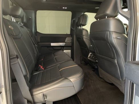 Used 2024 Ford F350 Platinum w/ FX4 Off-Road Package image 8