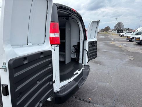 New 2026 Chevrolet Express 2500 image 16