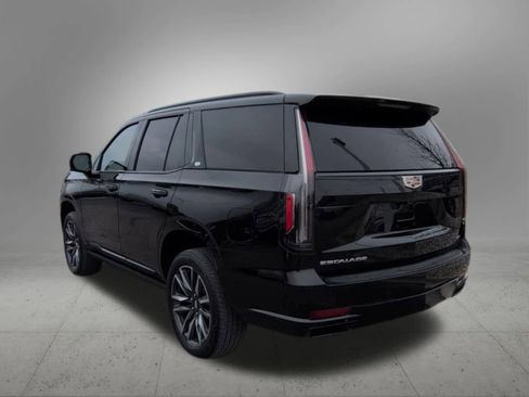 Used 2023 Cadillac Escalade Sport Platinum image 4