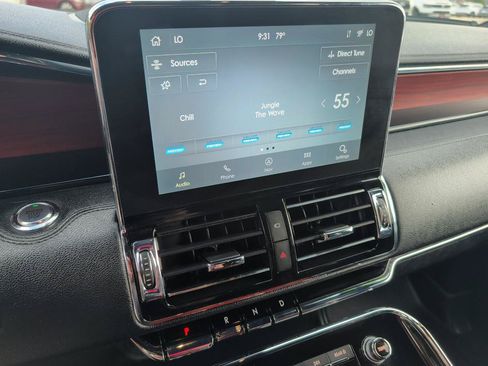 Used 2021 Lincoln Navigator Reserve AWD/4WD image 25