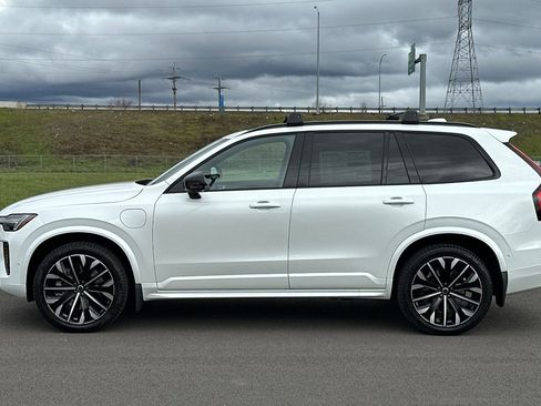 New 2026 Volvo XC90 T8 Ultra w/ Lounge Package AWD/4WD image 6