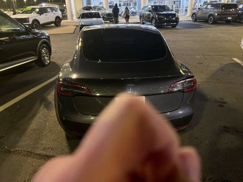 Used 2023 Tesla Model 3 Standard Range RWD image 4
