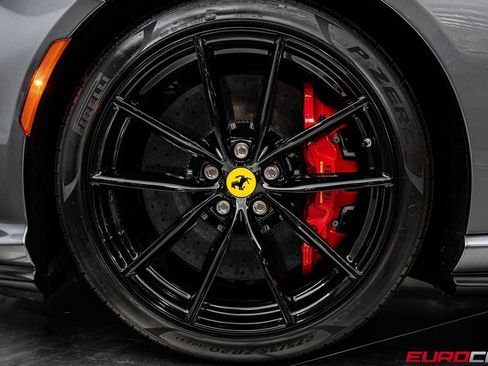 Used 2022 Ferrari 812 GTS RWD image 25
