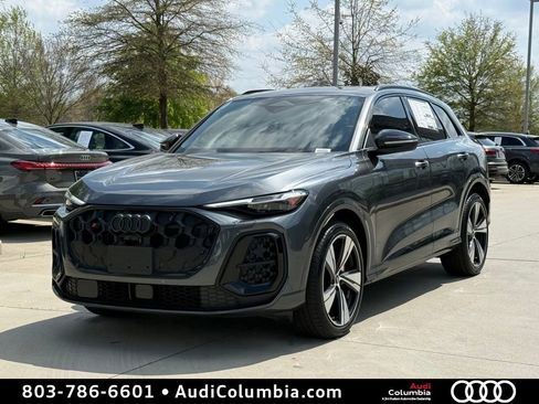 New 2025 Audi SQ5 Premium Plus image 9