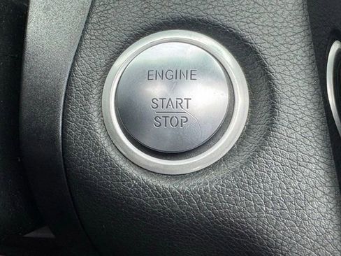 Used 2017 Mercedes-Benz C 300 4MATIC Cabriolet image 31