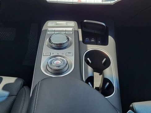 Used 2024 Genesis GV70 2.5T w/ Select Package AWD/4WD image 20