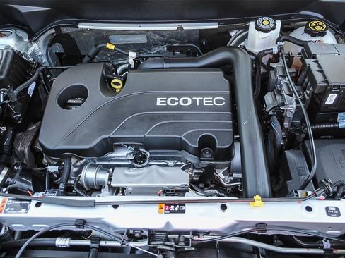 Used 2022 GMC Terrain SLT image 25