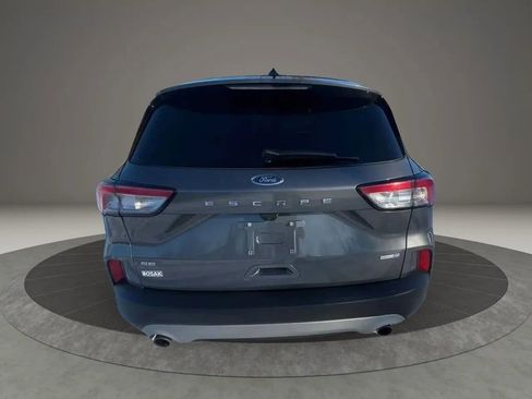 Used 2022 Ford Escape SE w/ Convenience Package AWD/4WD image 4