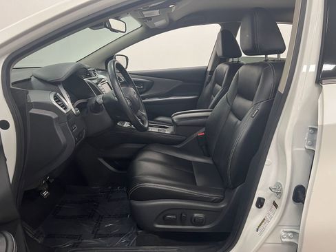 Used 2022 Nissan Murano SV w/ SV Midnight Edition Package image 10