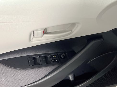 Used 2026 Toyota Corolla LE FWD image 17