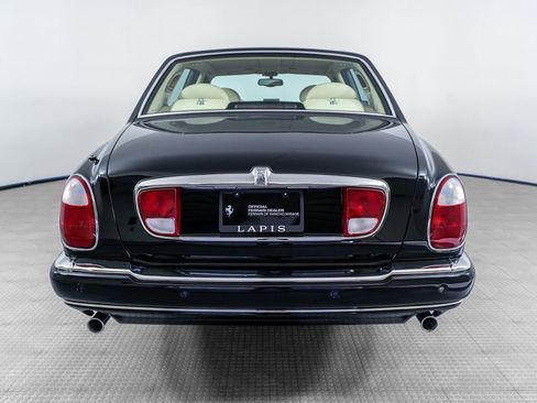 Used 2002 Rolls-Royce Park Ward image 7