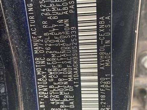 Used 2025 Toyota Camry LE FWD image 22