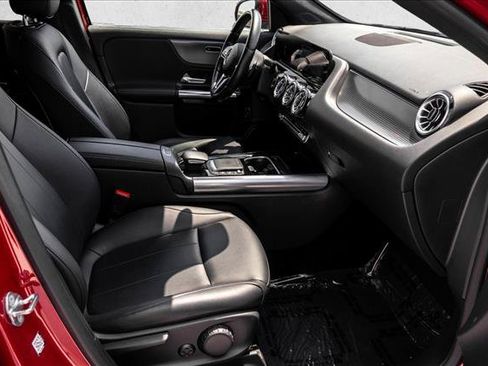 Used 2022 Mercedes-Benz GLA 250 4MATIC image 25
