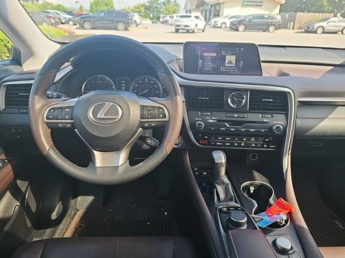 Used 2019 Lexus RX 350 AWD w/ Premium Package image 2