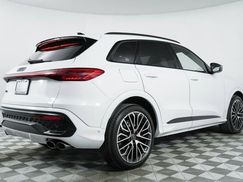 Used 2025 Audi SQ5 Premium Plus image 7
