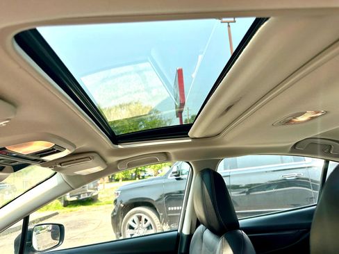 Used 2017 Subaru Impreza 2.0i Limited w/ Moonroof/BSD & Rcta/Eyesight image 27