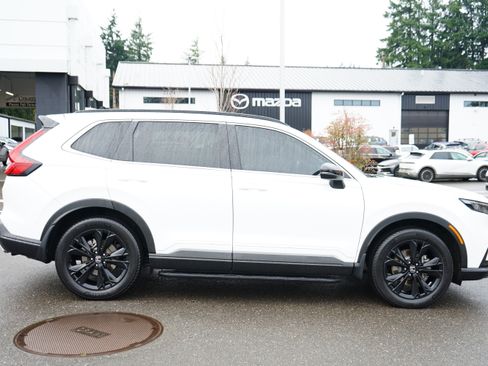 Used 2023 Honda CR-V Sport Touring image 2
