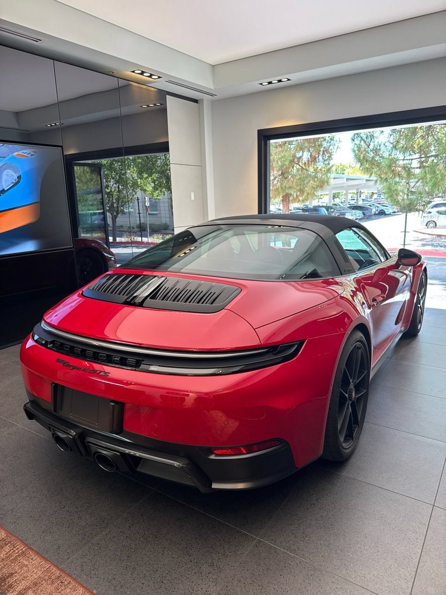 Certified 2026 Porsche 911 Targa 4 GTS AWD/4WD image 6