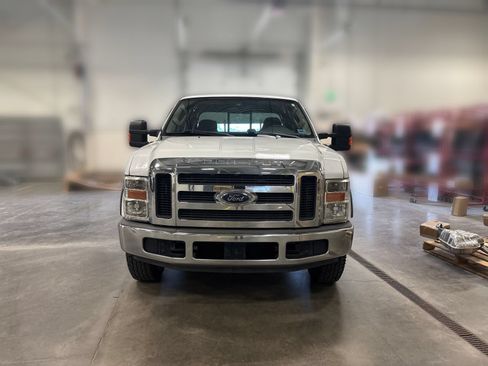 Used 2009 Ford F250 2WD Crew Cab Super Duty image 5