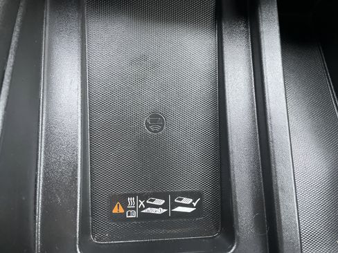 Used 2021 Chevrolet Silverado 2500 LTZ w/ LTZ Premium Package image 30