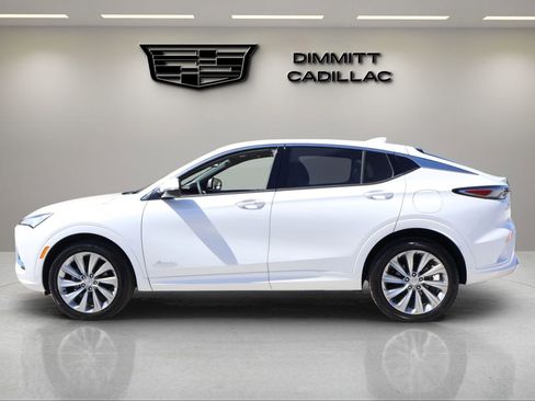 Used 2025 Buick Envista Avenir image 2