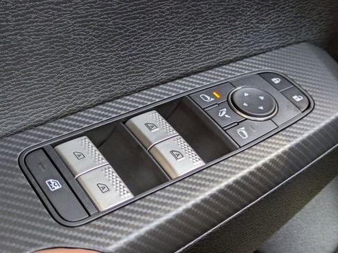New 2025 Mitsubishi Outlander SEL FWD image 28