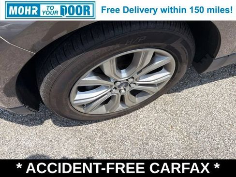 Used 2019 Ford Edge Titanium FWD image 11