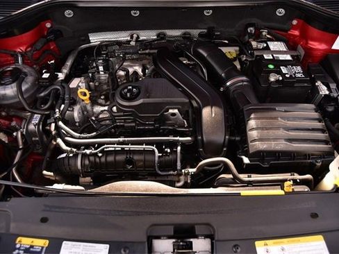 Certified 2023 Volkswagen Taos SE w/ Panoramic Sunroof Package image 24