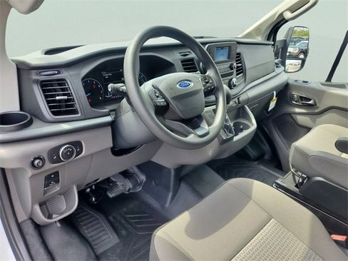 New 2025 Ford Transit 250 Low Roof image 21