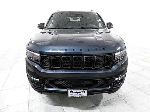 Used 2023 Jeep Wagoneer Series II AWD/4WD image 3