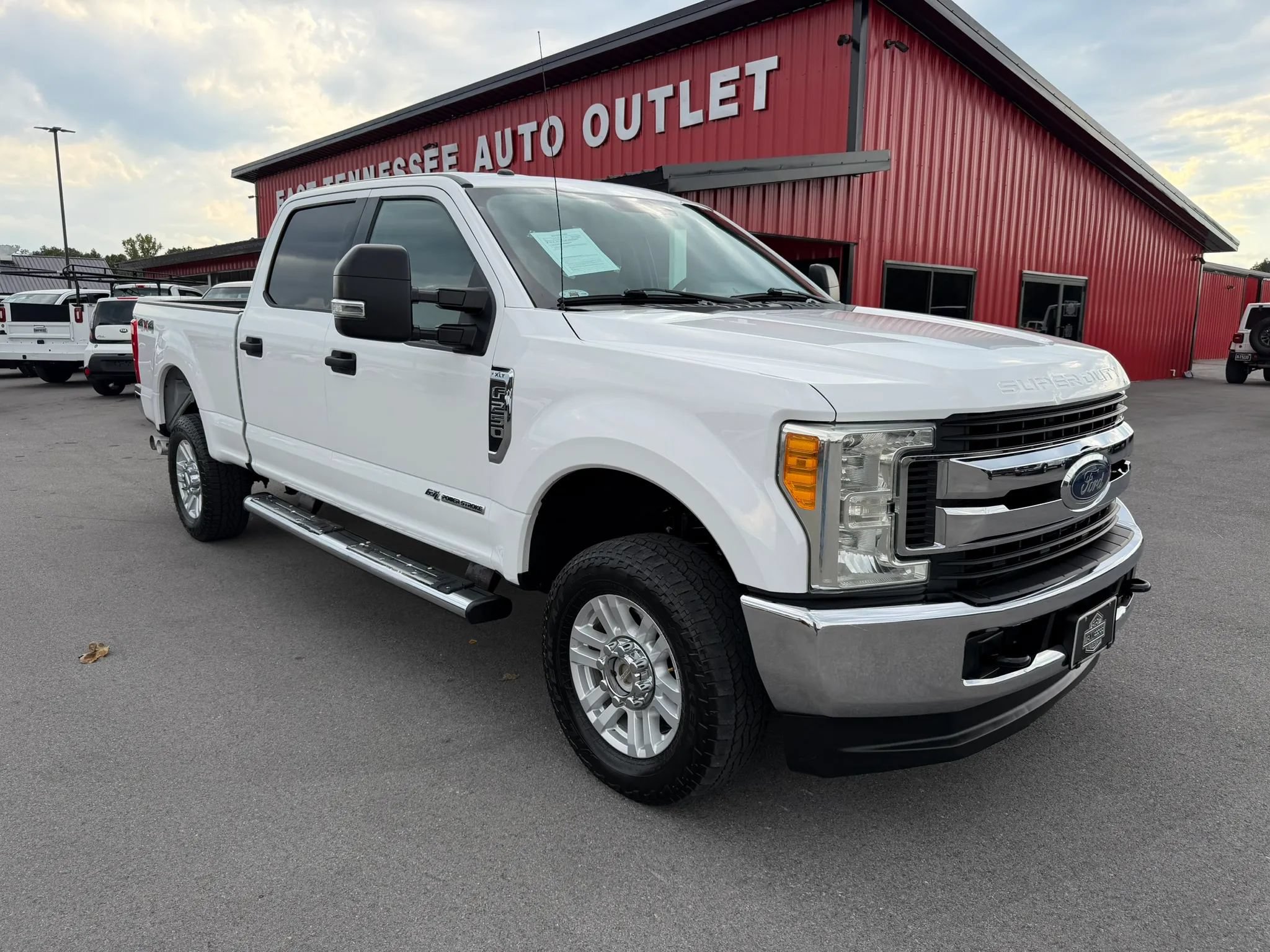 Used 2017 Ford F250 XLT AWD/4WD image 1