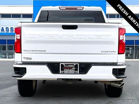 Used 2020 Chevrolet Silverado 1500 Custom image 6