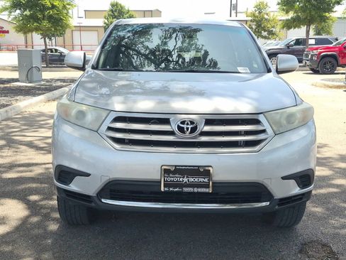 Used 2013 Toyota Highlander FWD image 8