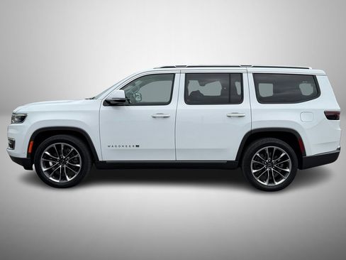 Used 2022 Jeep Wagoneer Series III w/ Premium Group I image 6