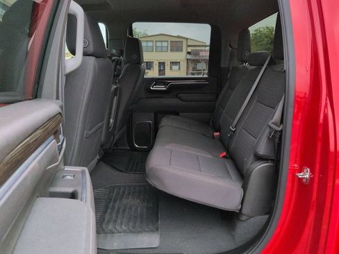 Used 2025 Chevrolet Silverado 2500 LT w/ Convenience Package AWD/4WD image 23