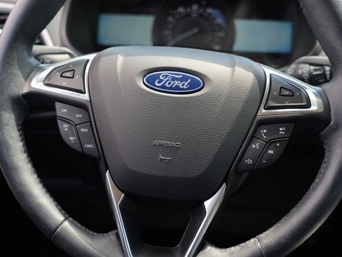 Used 2024 Ford Edge SEL w/ Convenience Package AWD/4WD image 26