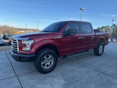 Used 2015 Ford F150 XLT w/ Equipment Group 302A Luxury image 3