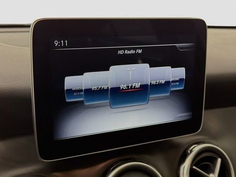 Used 2020 Mercedes-Benz GLA 250 image 15