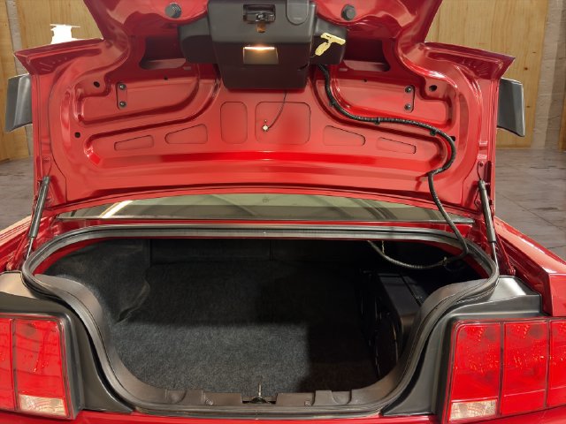 Used 2008 Ford Mustang Premium RWD image 22