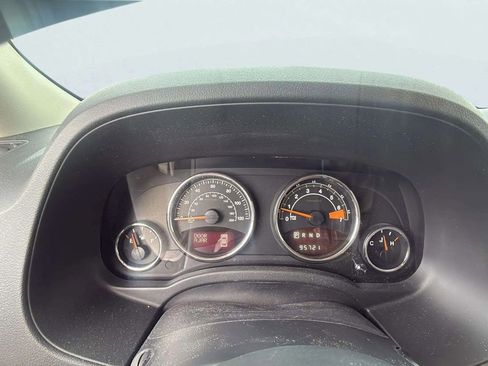 Used 2014 Jeep Patriot Limited image 11