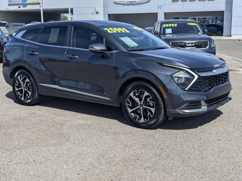 Used 2023 Kia Sportage EX FWD image 1