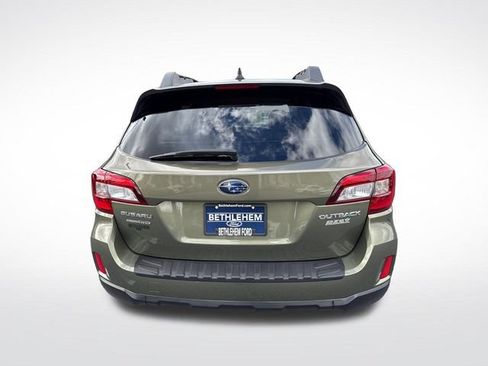 Used 2017 Subaru Outback 2.5i Premium w/ Popular Package #2 AWD/4WD image 4