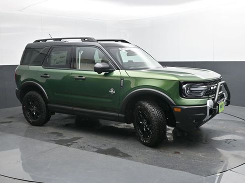 New 2025 Ford Bronco Sport Outer Banks w/ Sasquatch Outer Banks Package AWD/4WD image 7