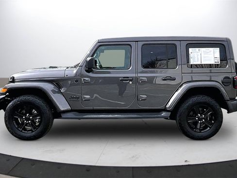 Certified 2022 Jeep Wrangler Unlimited Sahara image 6